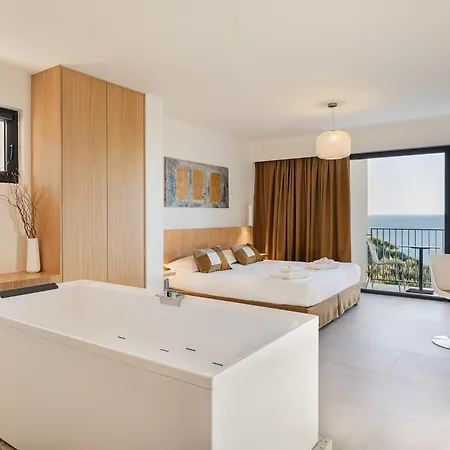 Grand Hotel Du Golfe - Spa & Restaurant Collioure Exterior photo